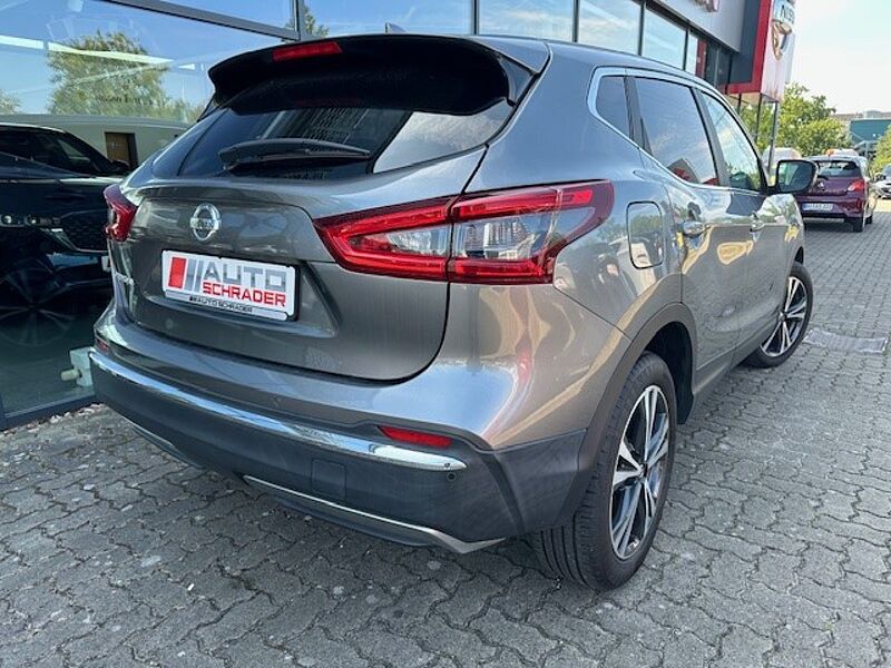 Nissan Qashqai 1.3 DIG-T N-CONNECTA