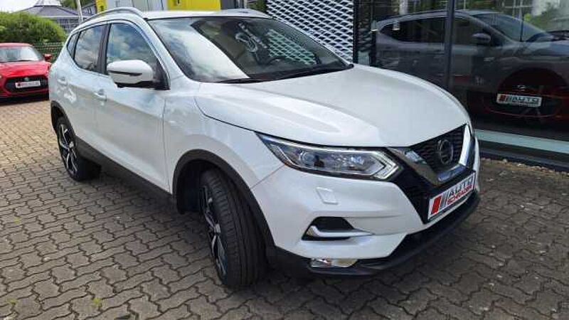 Nissan Qashqai 1.3 TEKNA LED, 360°, 19 Zoll, Teilleder