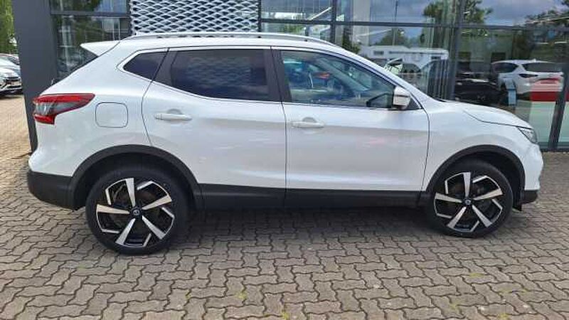 Nissan Qashqai 1.3 TEKNA LED, 360°, 19 Zoll, Teilleder