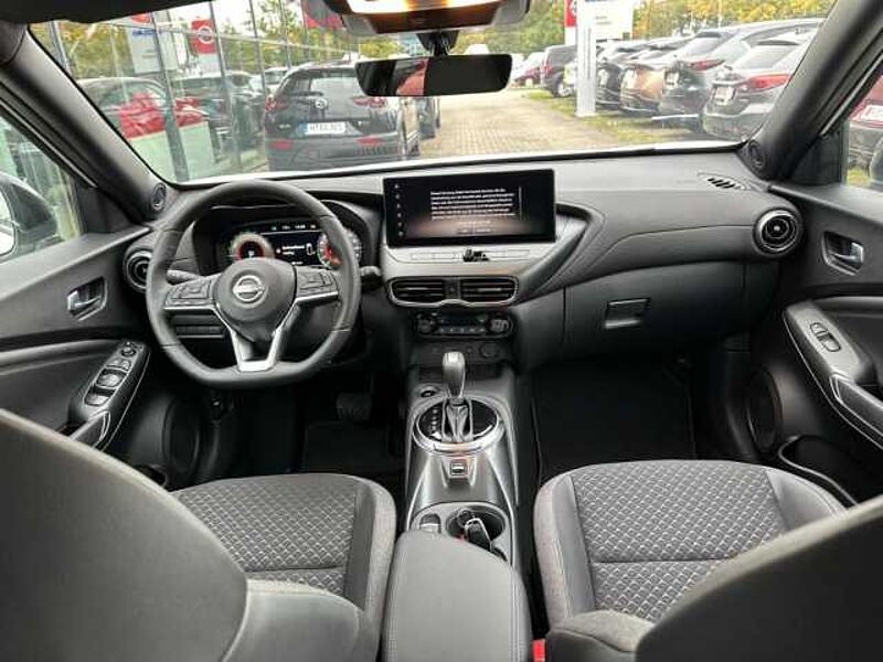 Nissan Juke 1.6 Hybrid 4AMT N-Connecta Winter