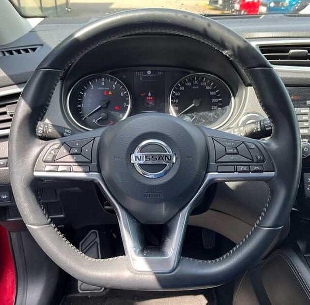 Nissan Qashqai 1.2 DIG-T N-Connecta Navi PGD LED AHK