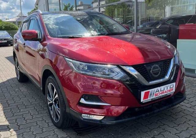 Nissan Qashqai 1.2 DIG-T N-Connecta Navi PGD LED AHK