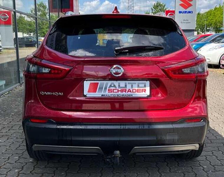 Nissan Qashqai 1.2 DIG-T N-Connecta Navi PGD LED AHK