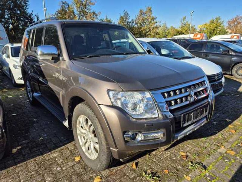 Mitsubishi Pajero 3.2 DI-D Automatik Top