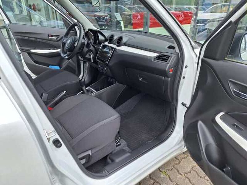 Suzuki Swift 1.2 Dualjet Hybrid Allgrip Comfort